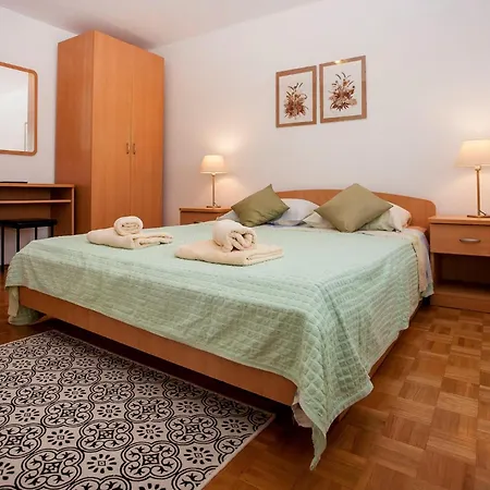 Apartment One-bedroom In I